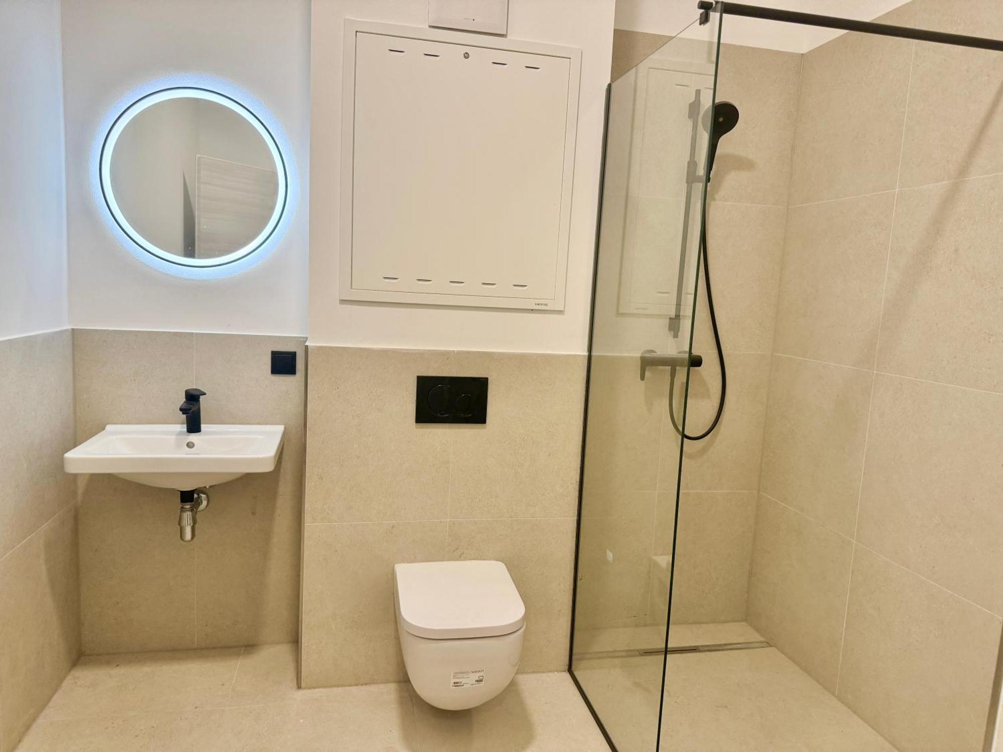 Premium Design With Balcony & Free Parking Vienna