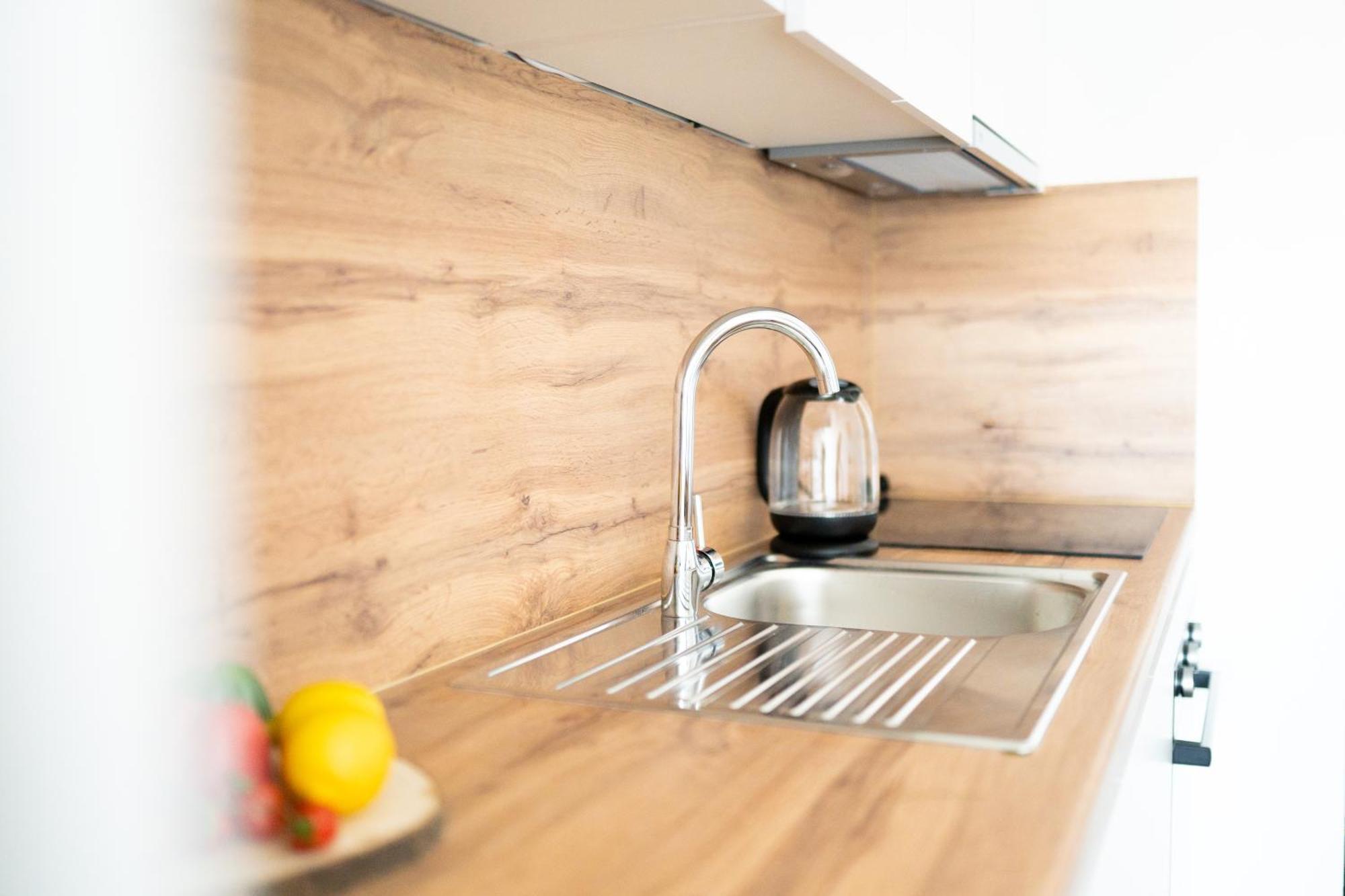 Premium Design With Balcony & Free Parking * Vienna